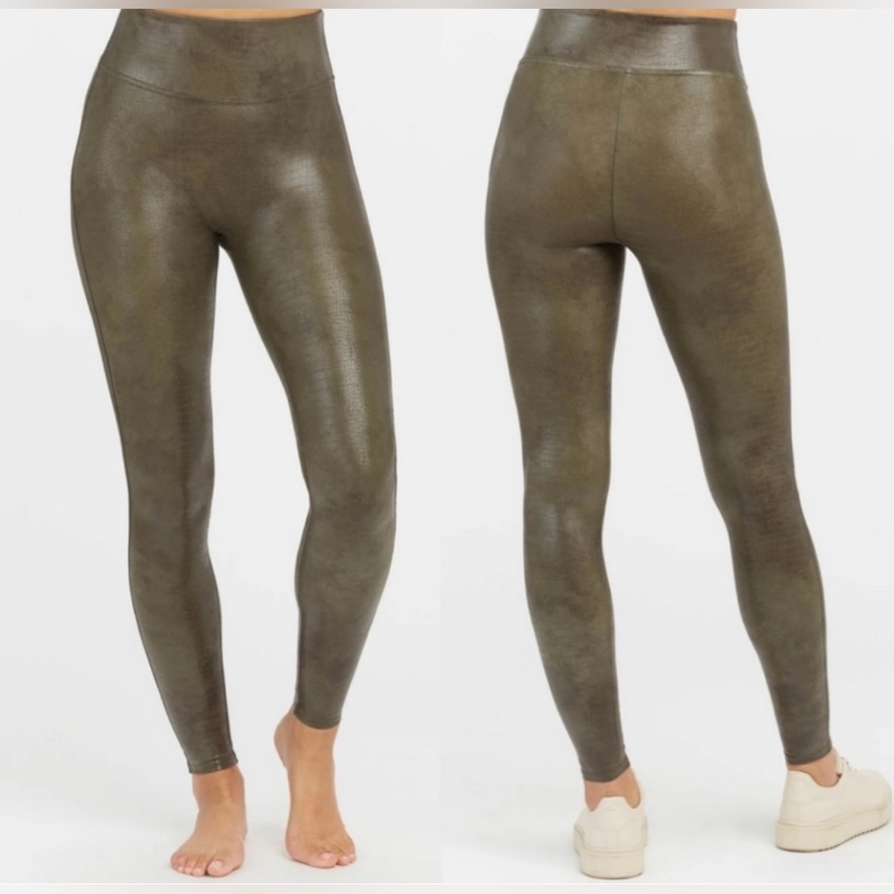Spanx Faux Leather Croc Shine Legging Size Large Olive Green Whimsigoth Baddie
